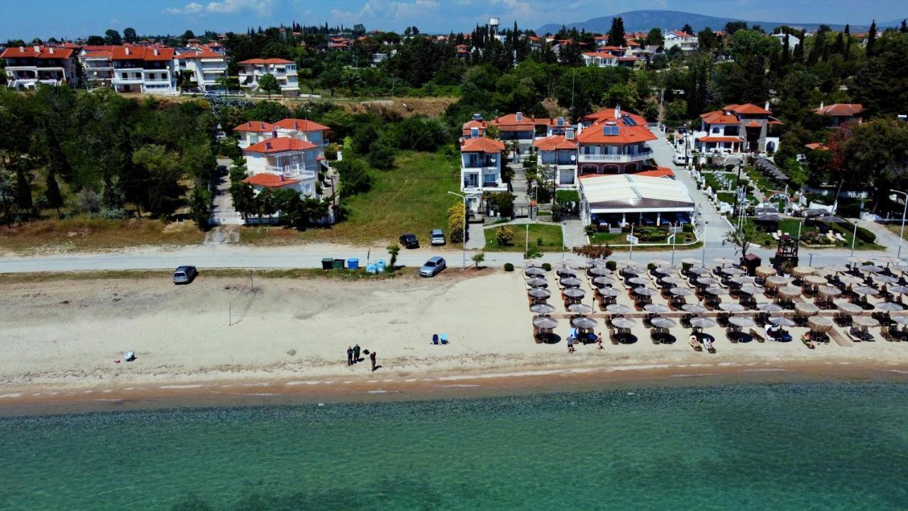 Beach Front Villa Nea Kallikrateia Εξωτερικό φωτογραφία