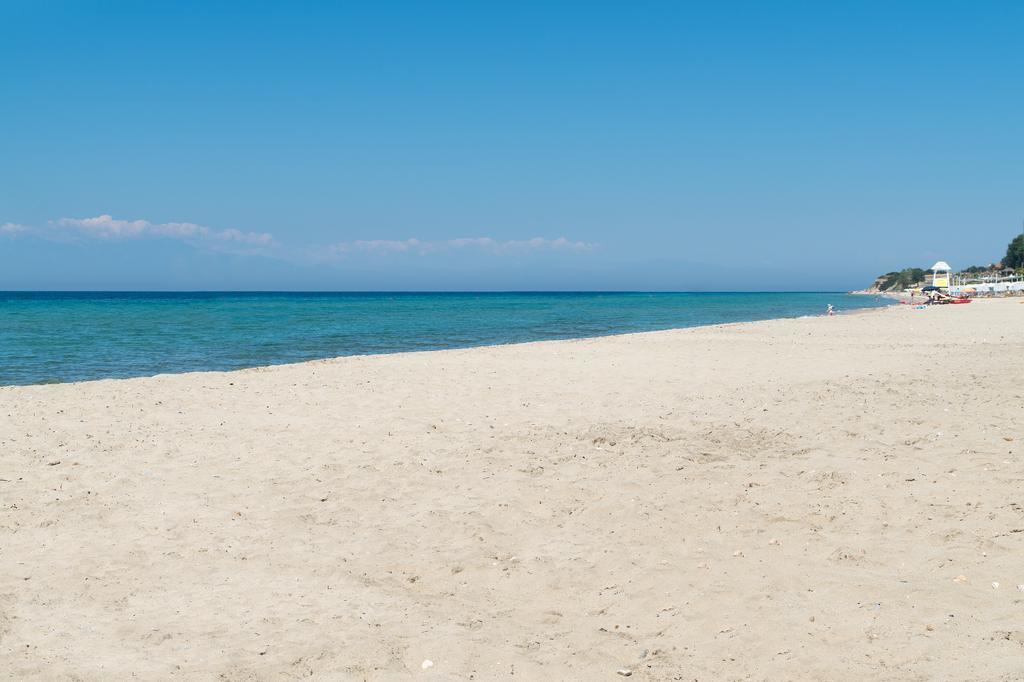 Beach Front Villa Nea Kallikrateia Εξωτερικό φωτογραφία